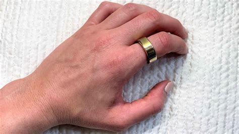 how tight should oura ring be